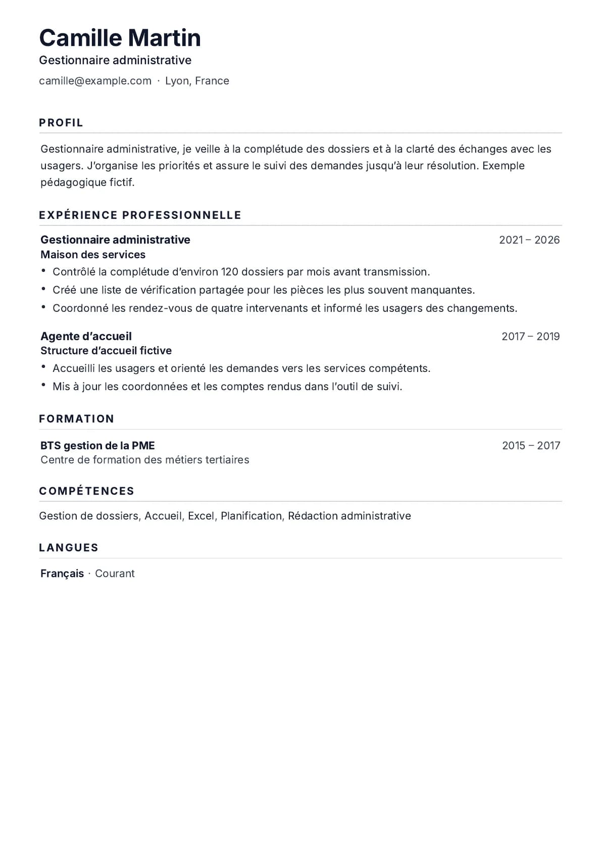Aperçu du modèle de CV Préfecture, parcours fictif Gestionnaire administrative