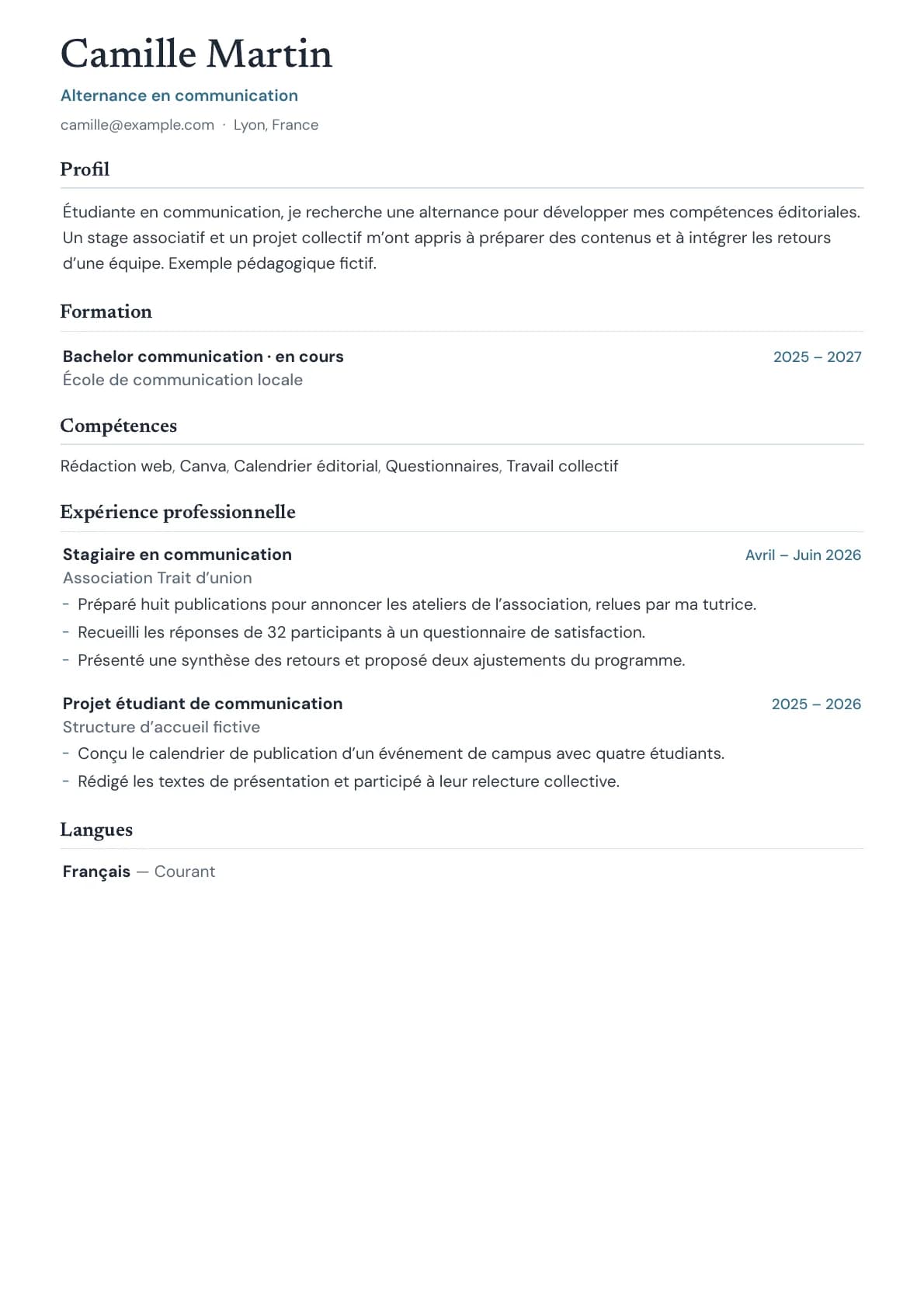 Première page du CV fictif de Camille Martin, Alternance en communication, modèle sorbonne. Version texte complète ci-dessous.